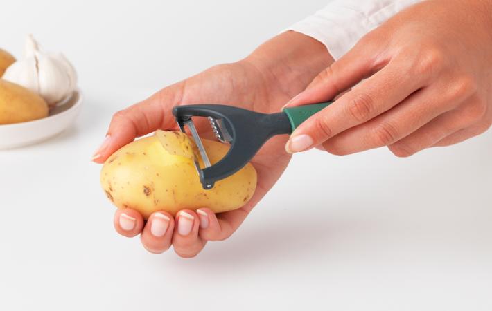 Actual product image Brabantia Peeler T-shape plus rasp
