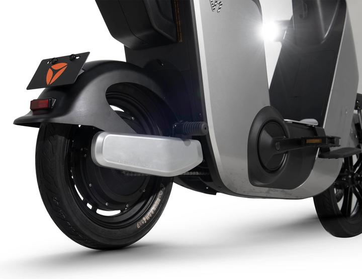 Immagine prodotto Yadea Scooter V7 (25 km/h, 400 W)