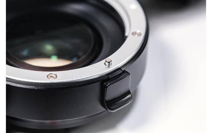 Productafbeelding Viltrox EF-EOS M2