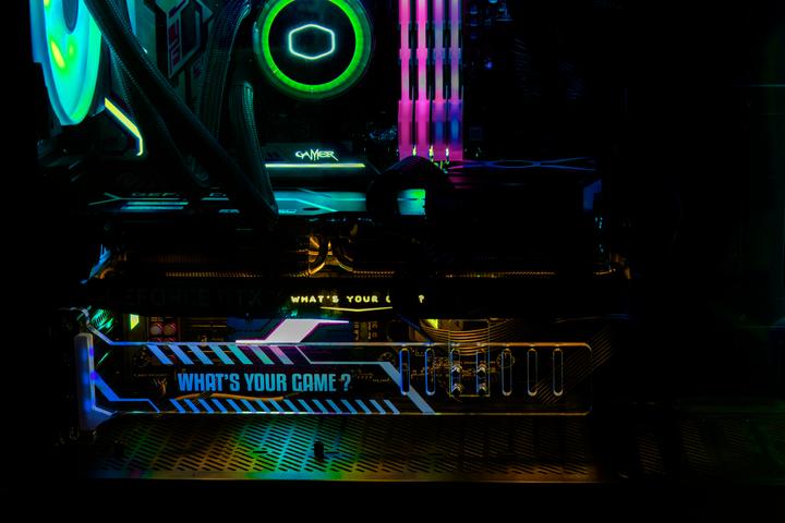 Image du produit KFA2 GeForce RTX 3090 SG 1-Click OC (24 Go)