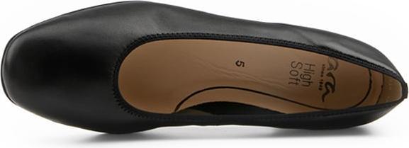 Actual product image Ara Pumps (42.5)