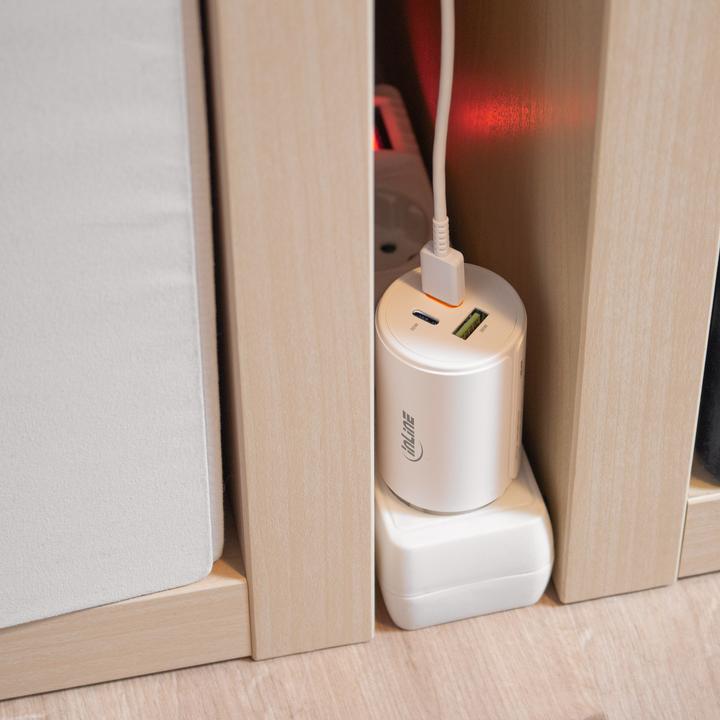 Actual product image InLine USB PD power supply unit (65 W)