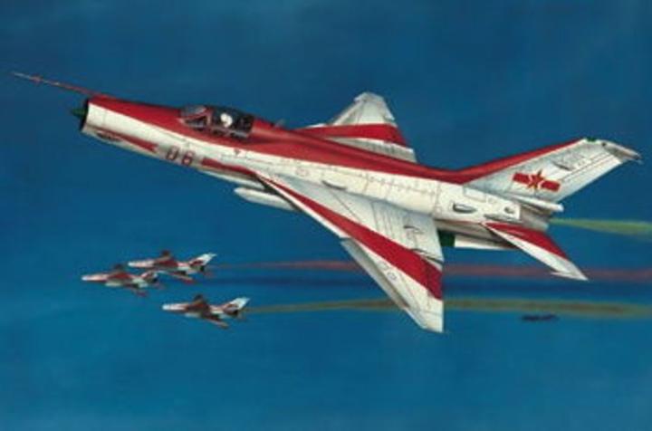 Produktbild Trumpeter Chengdu F-7 EB