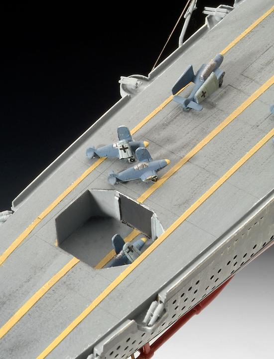Produktbild Revell German Aircraft Carrier Graf Zeppelin