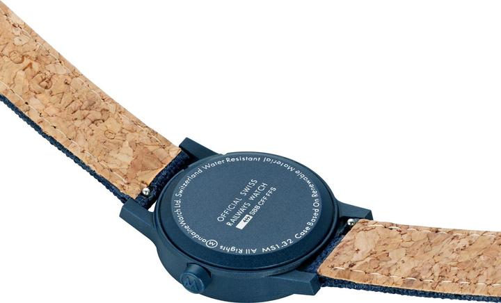 Actual product image Mondaine essence 32 mm (Analogue wristwatch, 32 mm)