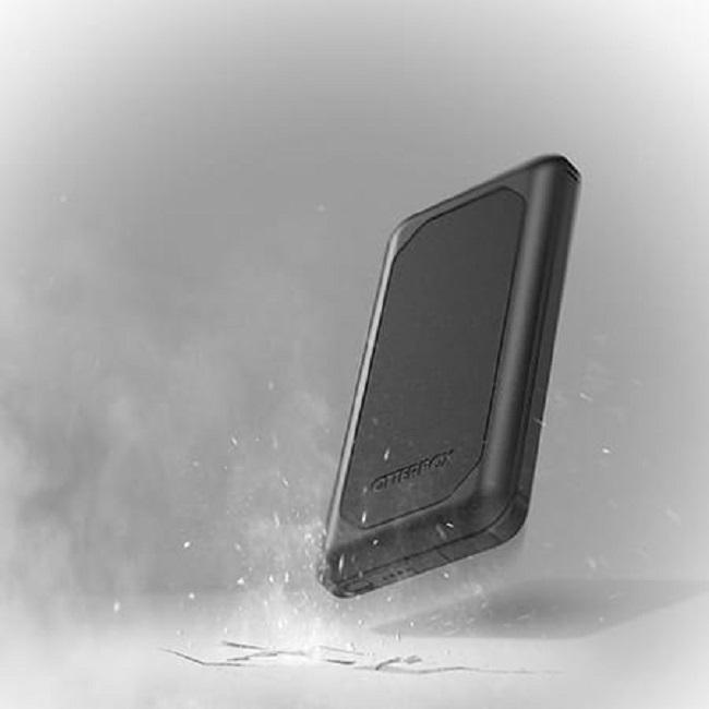 Immagine prodotto OtterBox Powerbank per esterni + cavo USB A-C LifeProof (20000 mAh, 24 W, 74 Wh)