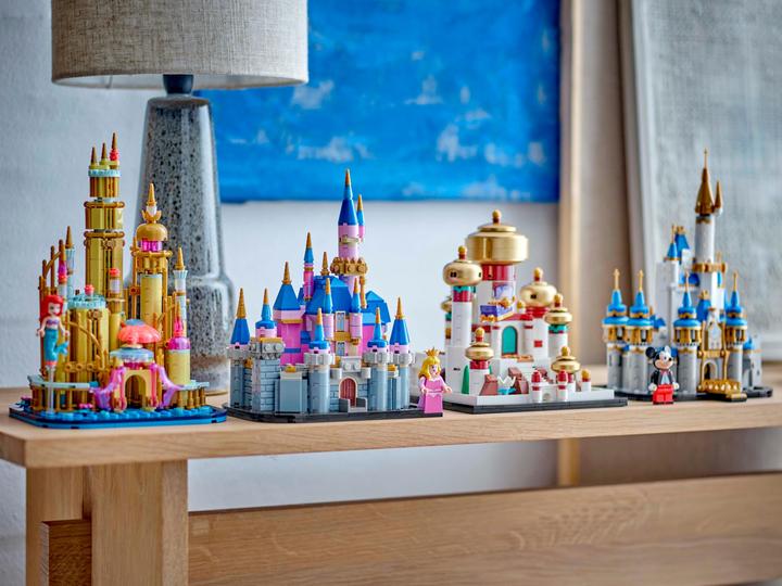 Productafbeelding LEGO Mini kasteel van Doornroosje (40720, LEGO Disney)