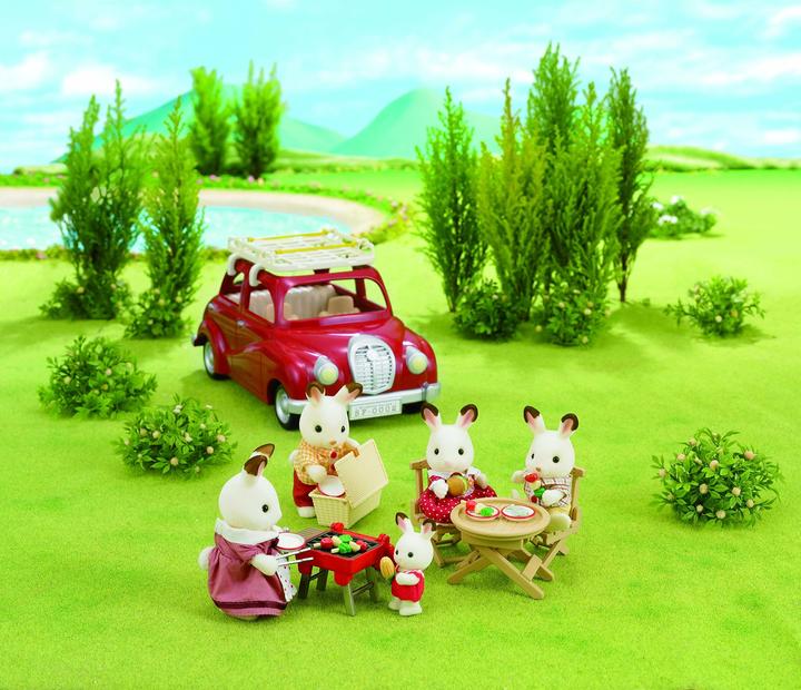 Actual product image Sylvanian Families Roof Rack with Picnic Set