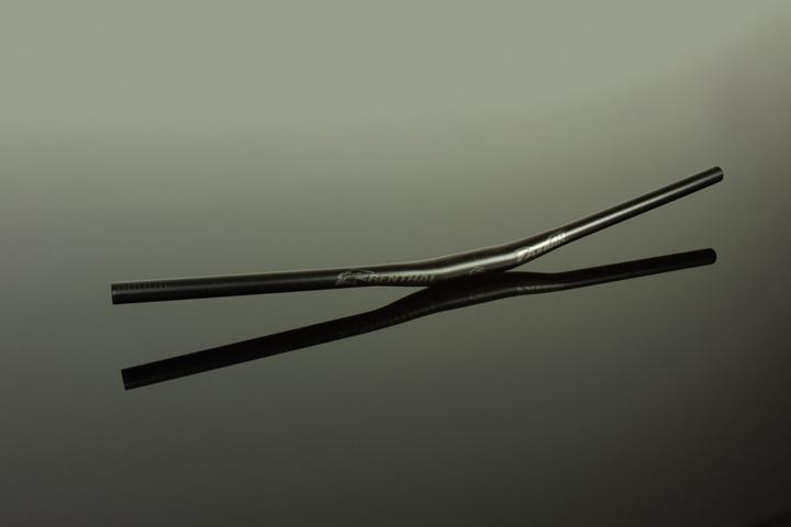 Actual product image Renthal V3 Fatbar Lite Zero Handlebar, 31.8, 780x0mm, black (31.80 mm)
