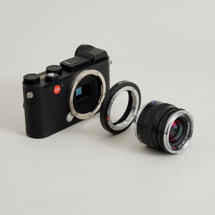 Actual product image Urth Lens Mount Adapter