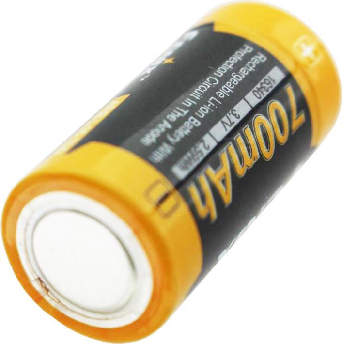 Produktbild Fenix Akku CR123 A 2 Stück und Schnell-Ladegerät (2 Stk., CR123A, 760 mAh, Akku)