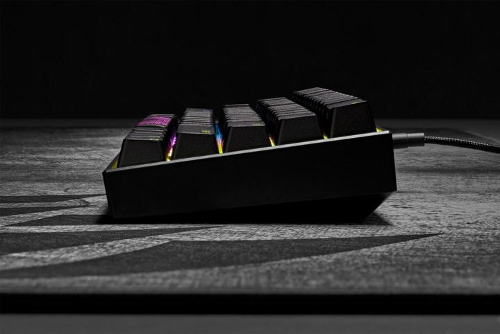 Immagine prodotto Corsair K65 Mini (DE, Cablato)