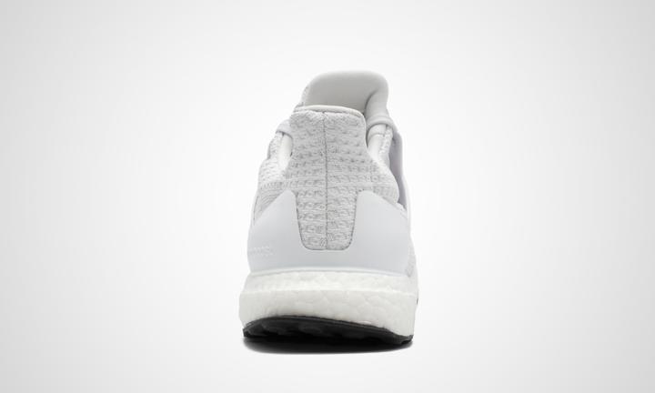 Actual product image adidas UltraBOOST 4.0 DNA (white) (44 2/3)