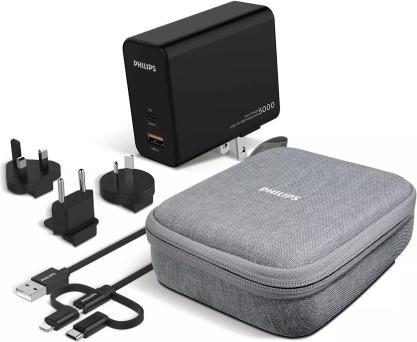 Actual product image Philips Ttravel adapter and power bank
