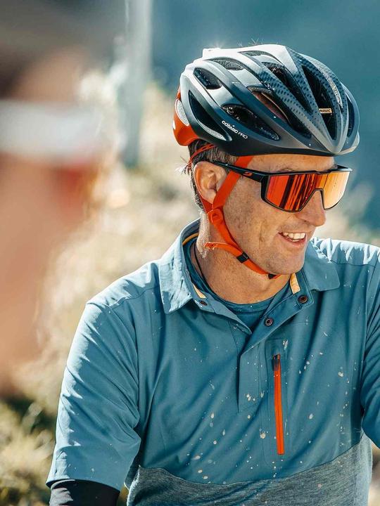 Actual product image Julbo Fury Spectron (Red, Black, Gold, Yellow)