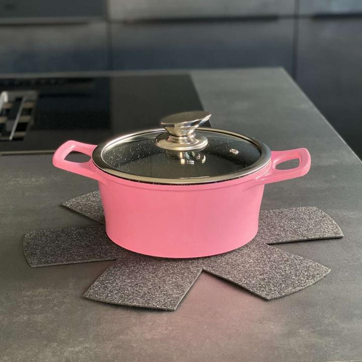 Actual product image Intirilife Heat-resistant pan protector