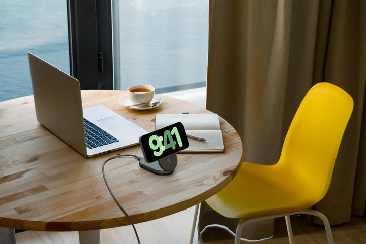 Actual product image Belkin BoostCharge 2-in-1 (15 W)