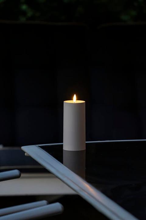 Produktbild LED Kunststoffkerze weiss 1875-100 Aussen 1875-100 6h Timer D7 H15cm 2xAA