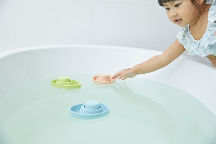 Image du produit Plantoys Bateau cabriolet bleu pastell en caoutchouc