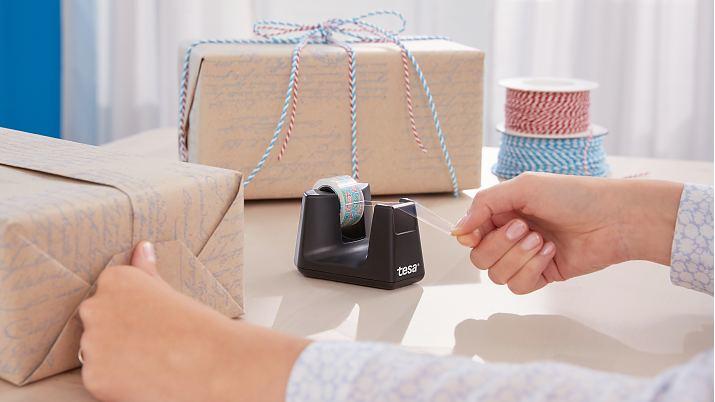Actual product image tesa EASY CUT SMART adhesive tape dispenser for tables, with anti-slip technology, incl. 1 roll of