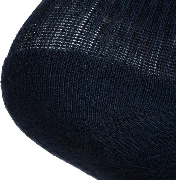 Actual product image Artengo RS 500 MID (39 - 42)