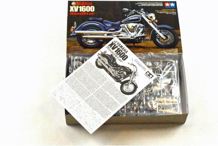 Actual product image Tamiya 1:12 Yamaha XV1600 Road Star 1999