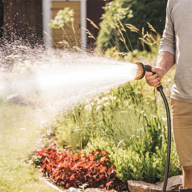 Produktbild Fiskars Sprühpistole Multi mit 5 Funktionen