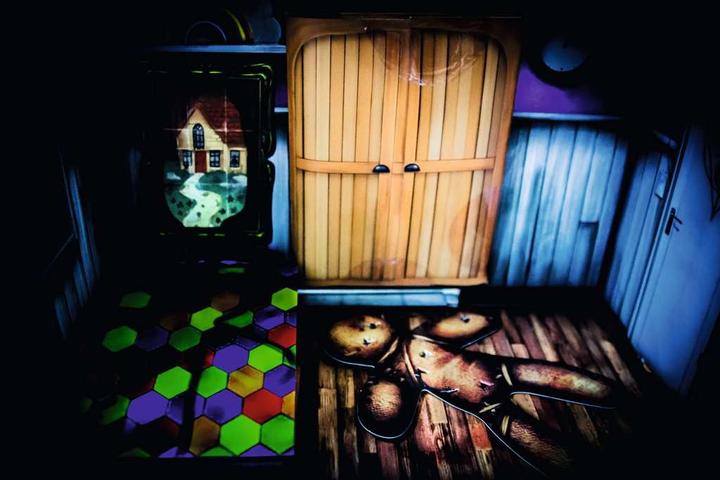 Produktbild Thinkfun Escape the Room 3 - Das verfluchte Puppenhaus (Deutsch)