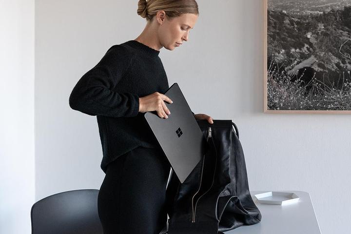 Actual product image Microsoft Surface Laptop 3 (13.50", Intel Core i5-1035G7, 8 GB, 256 GB)