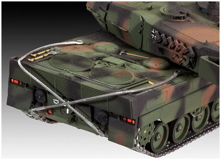 Actual product image Revell Leopard 2 A6M