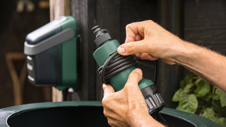 Produktbild Bosch Home & Garden GardenPump 18V-2000 (Gartenpumpe)
