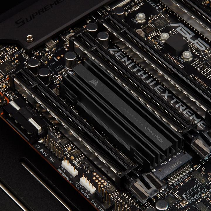 Actual product image Corsair MP600 Pro (4000 GB, M.2 2280)