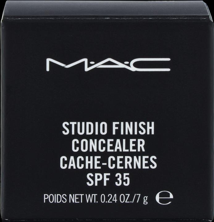 Actual product image MAC Cosmetics Studio Finish Concealer (NC30)