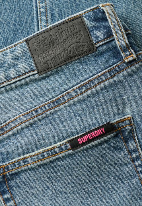 Immagine prodotto Superdry Röhrenjeans aus Bio-Baumwolle mit mittelhohem Bund (W26/L32)