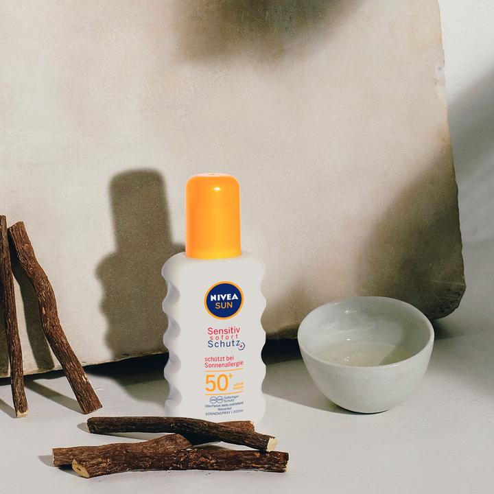 Produktbild NIVEA Sun Sensitiv (Sonnenspray, SPF 50, 200 ml)
