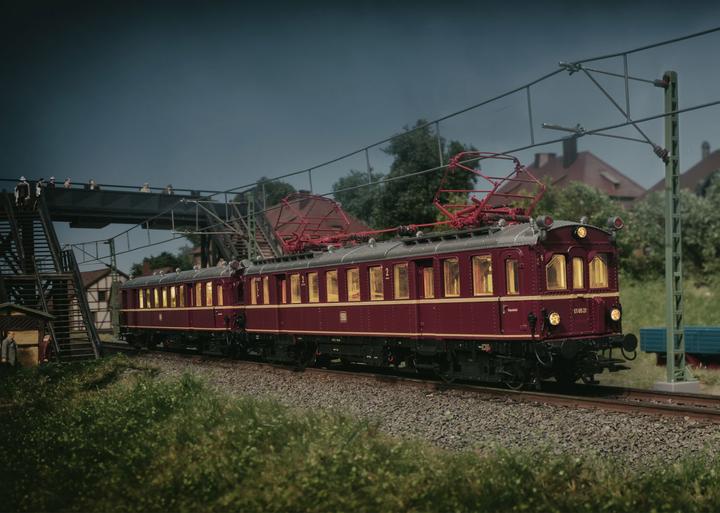 Immagine prodotto Märklin 39853 H0 Automotrice elettrica DB ET 85 (Traccia H0)