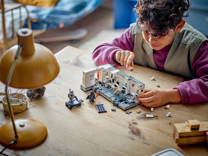Produktbild LEGO Das Entern der Tantive IV (75387, LEGO Star Wars)