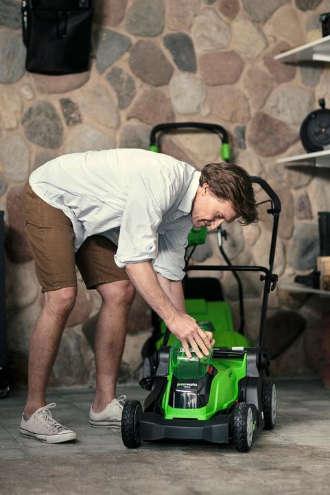 Produktbild Greenworks Gd24lm33 (Akkubetrieb)