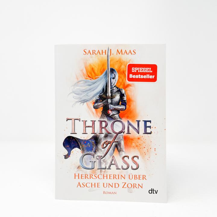 Actual product image Throne of Glass 7 - Herrscherin über Asche und Zorn (German, Sarah J. Meuse, Michaela Link, 2019)