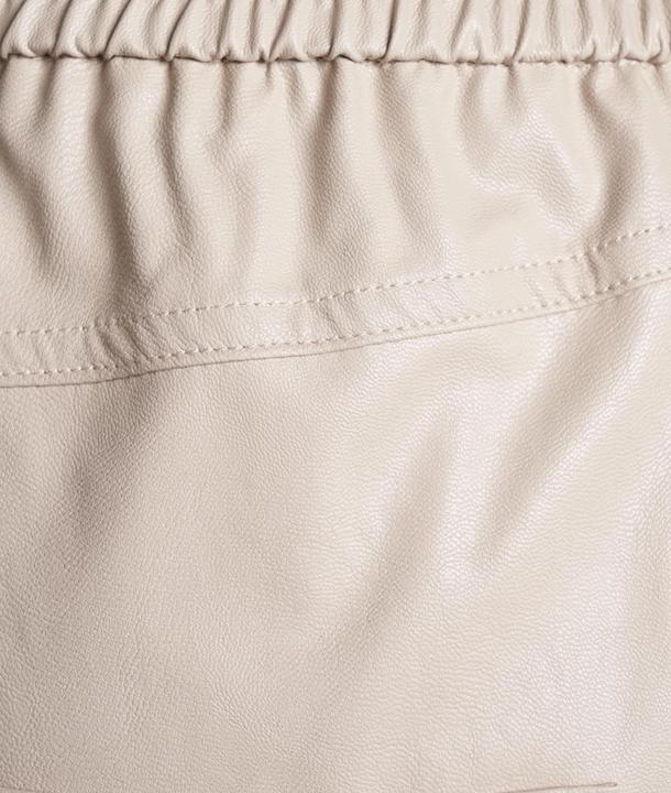 Image du produit Short en cuir écologique (44)
