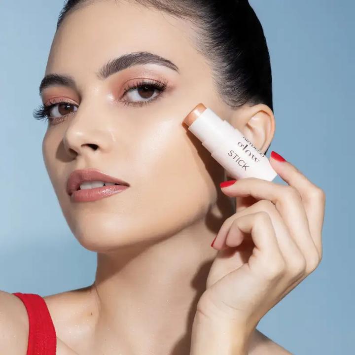 Actual product image Artdeco Glow Stick 3 summer glow 5 g (Summer Glow, Highlighter, 5 g)