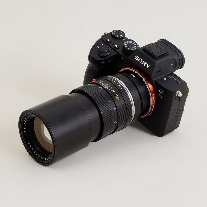Actual product image Urth Lens Mount Adapter