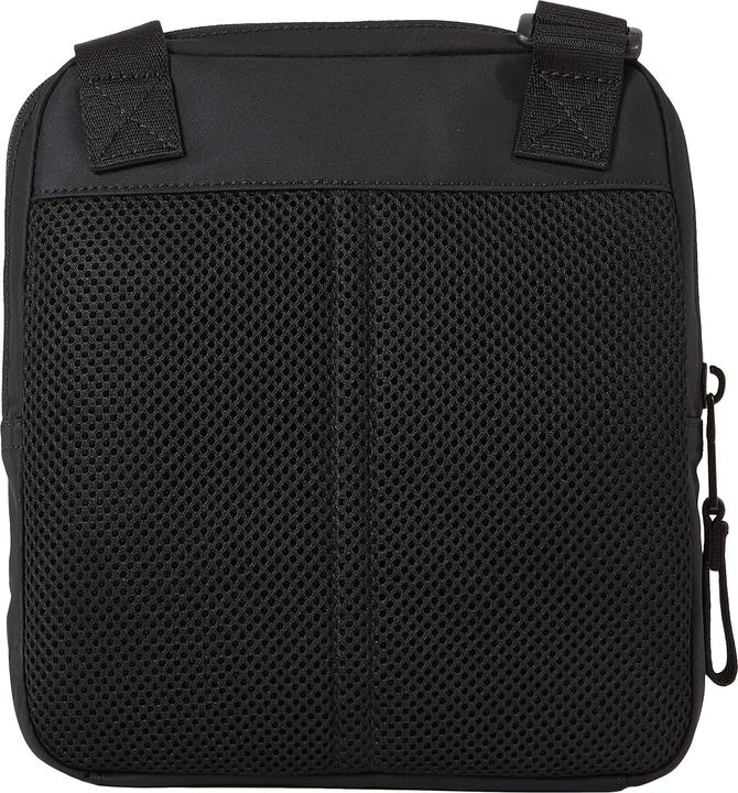 Actual product image MGA Na (57% recycled nylon / polyamide, 43% recycled polyester)