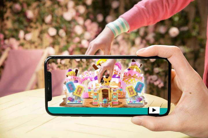 Actual product image LEGO Candy Castle Stage (43111, LEGO Vidiyo)