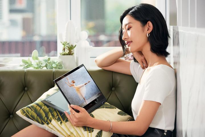 Image du produit ASUS ZenBook Flip 13 (13.30", Intel Core i7-1165G7, 16 Go, 512 Go)
