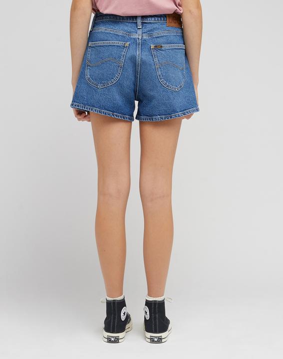 Actual product image Lee Carol Short (32)