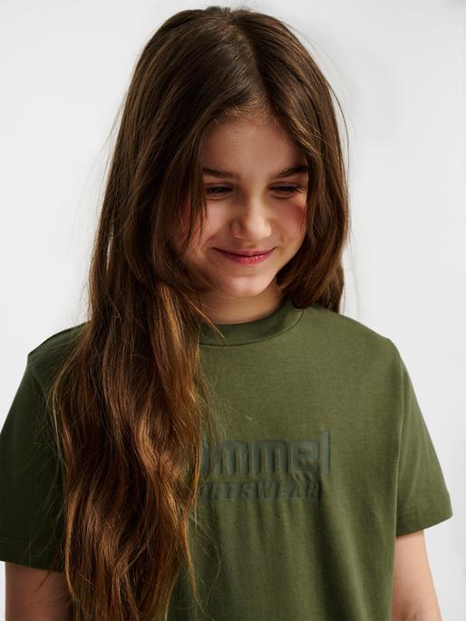 Actual product image hummel hmlJR BASE T-SHIRT S/S (10, 11, 12, 13, 14, 15, 16)