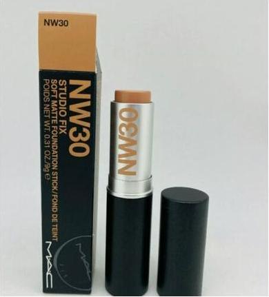 Produktbild MAC Cosmetics Studio Fix Soft Matte Foundation Stick (Nr. NW30)