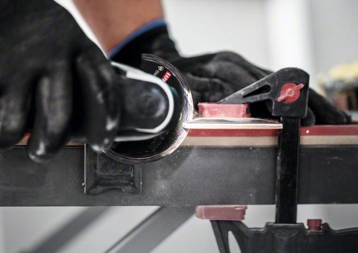 Produktbild Bosch Professional Zubehör EXPERT Grout Segment Blade ACZ 85 RD4 Blatt für Multifunktionswerkzeuge, 85 mm