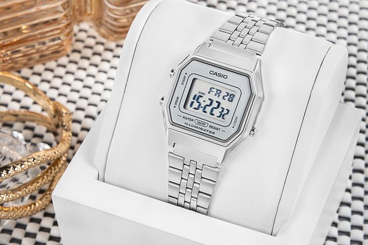 Produktbild Casio LA680WA-7DF Damenuhr + BOX (0.30 mm)